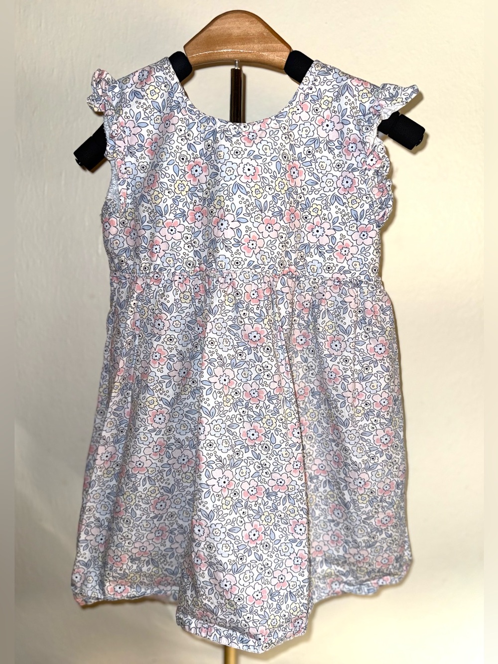 Stitchy Fish floral print dress with ruffled fly sleeves, size 4T